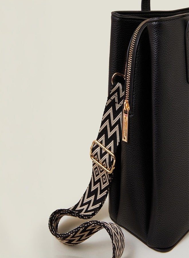 أكسيسورايز حقيبة يد نسائية سوداء بحزام من نسيج شبكي من أكسسورايز لندن - Image 5